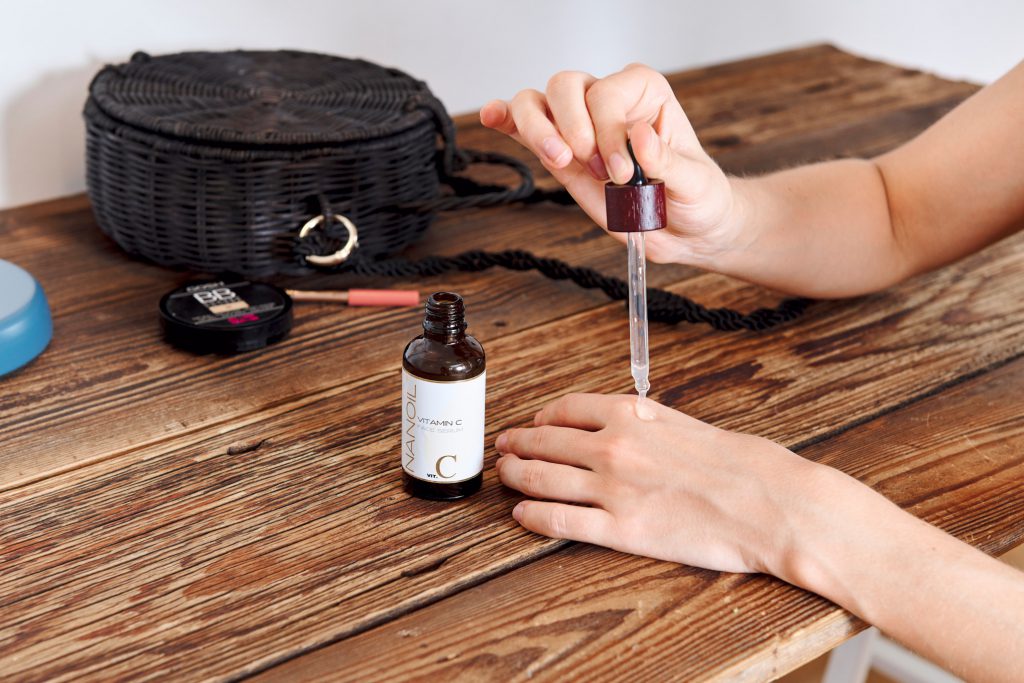 Nanoil σέρουμ προσώπου με βιταμίνη c